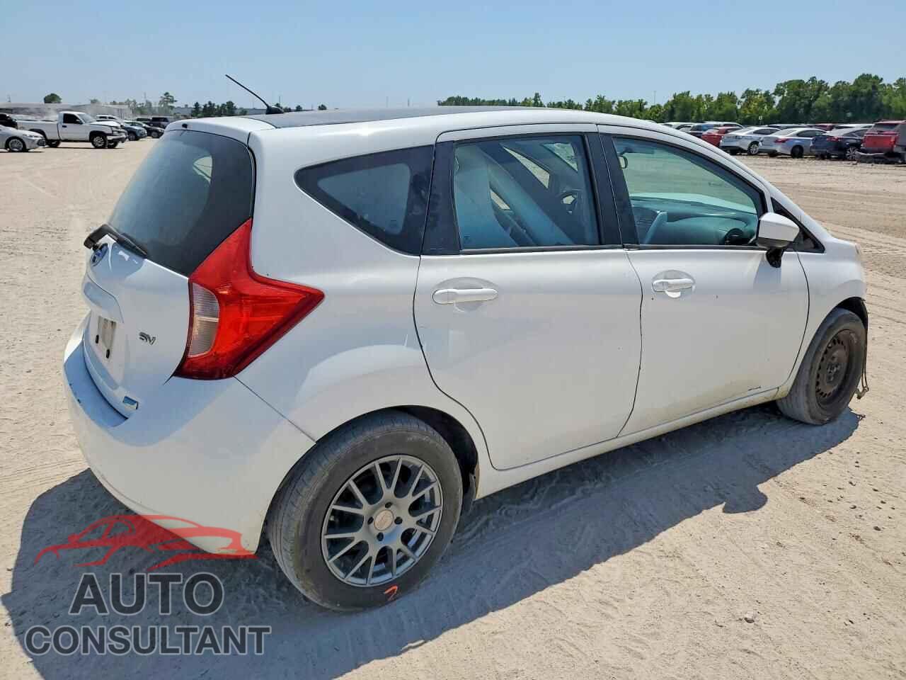 NISSAN VERSA 2015 - 3N1CE2CP9FL409633