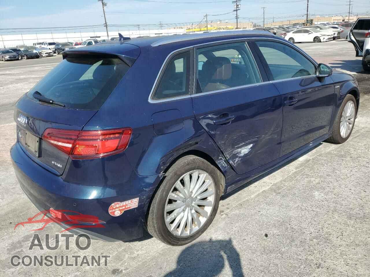 AUDI A3 2017 - WAUTPBFF3HA108955