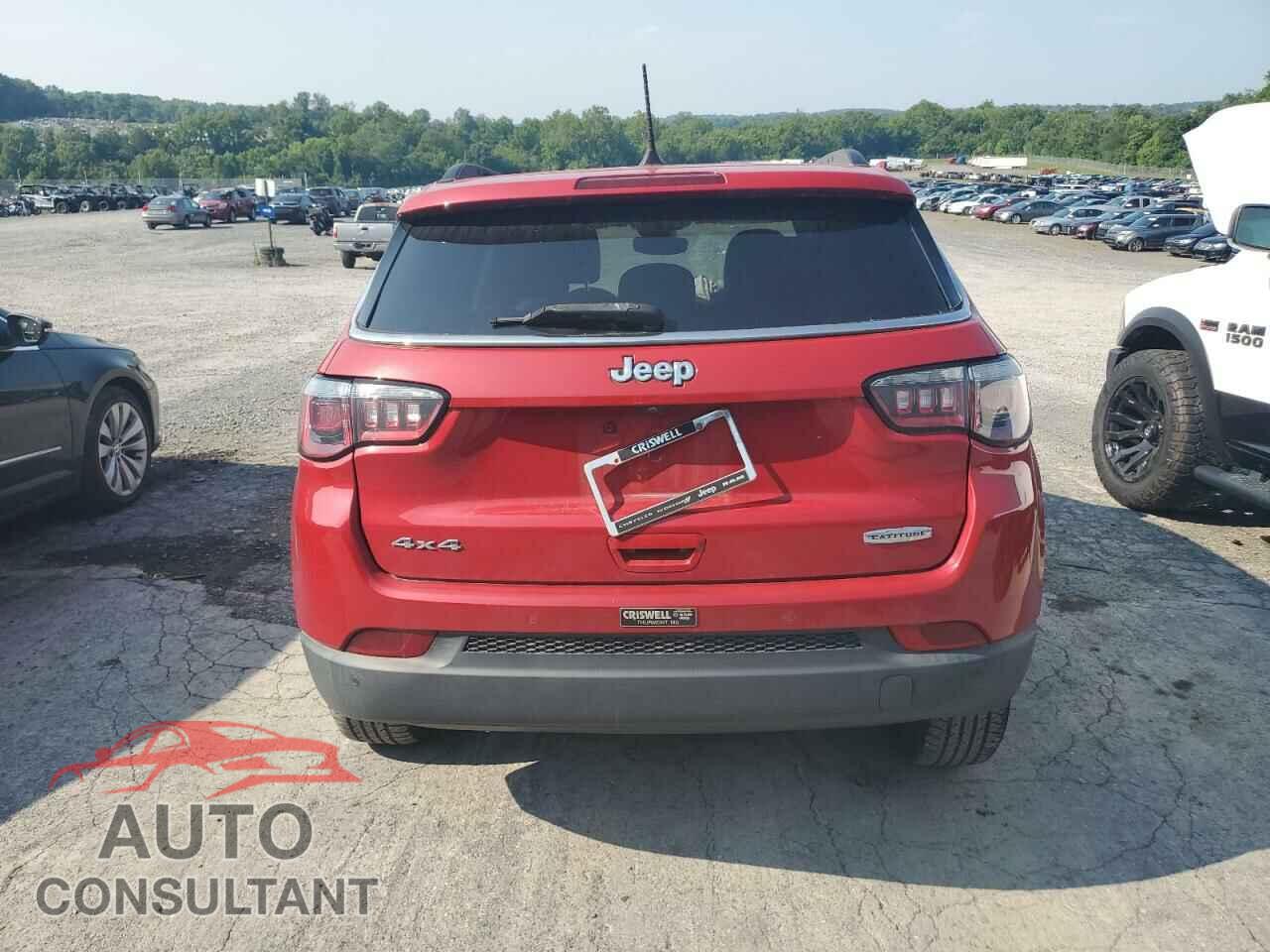 JEEP COMPASS 2018 - 3C4NJDBB0JT331528