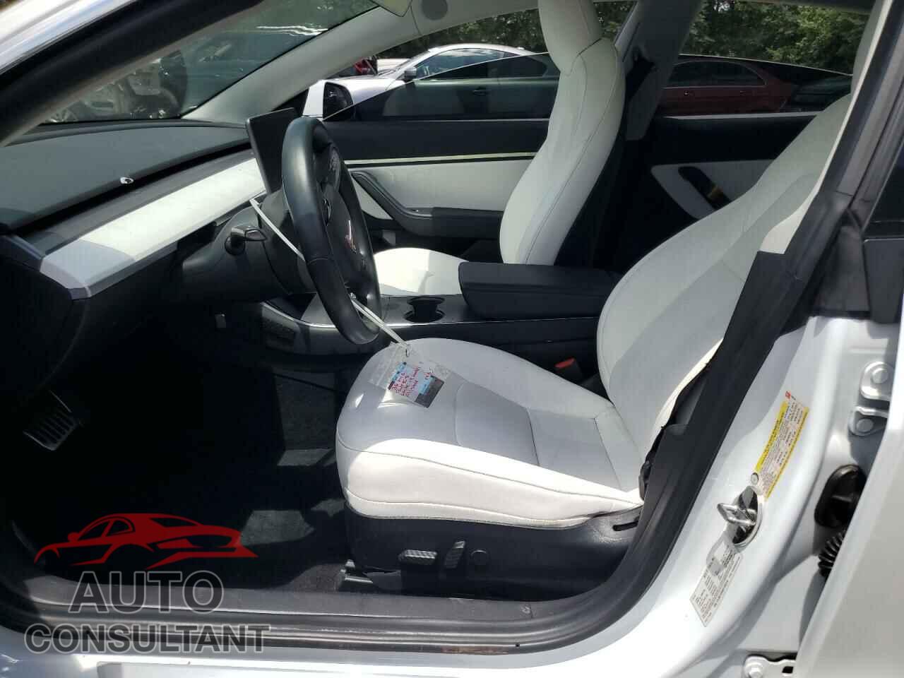 TESLA MODEL 3 2019 - 5YJ3E1EB4KF192316
