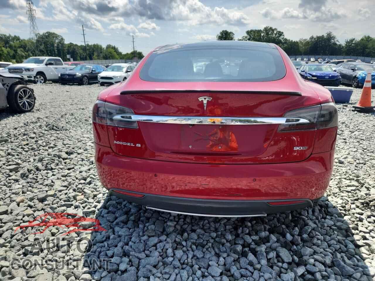 TESLA MODEL S 2016 - 5YJSA1E28GF133350