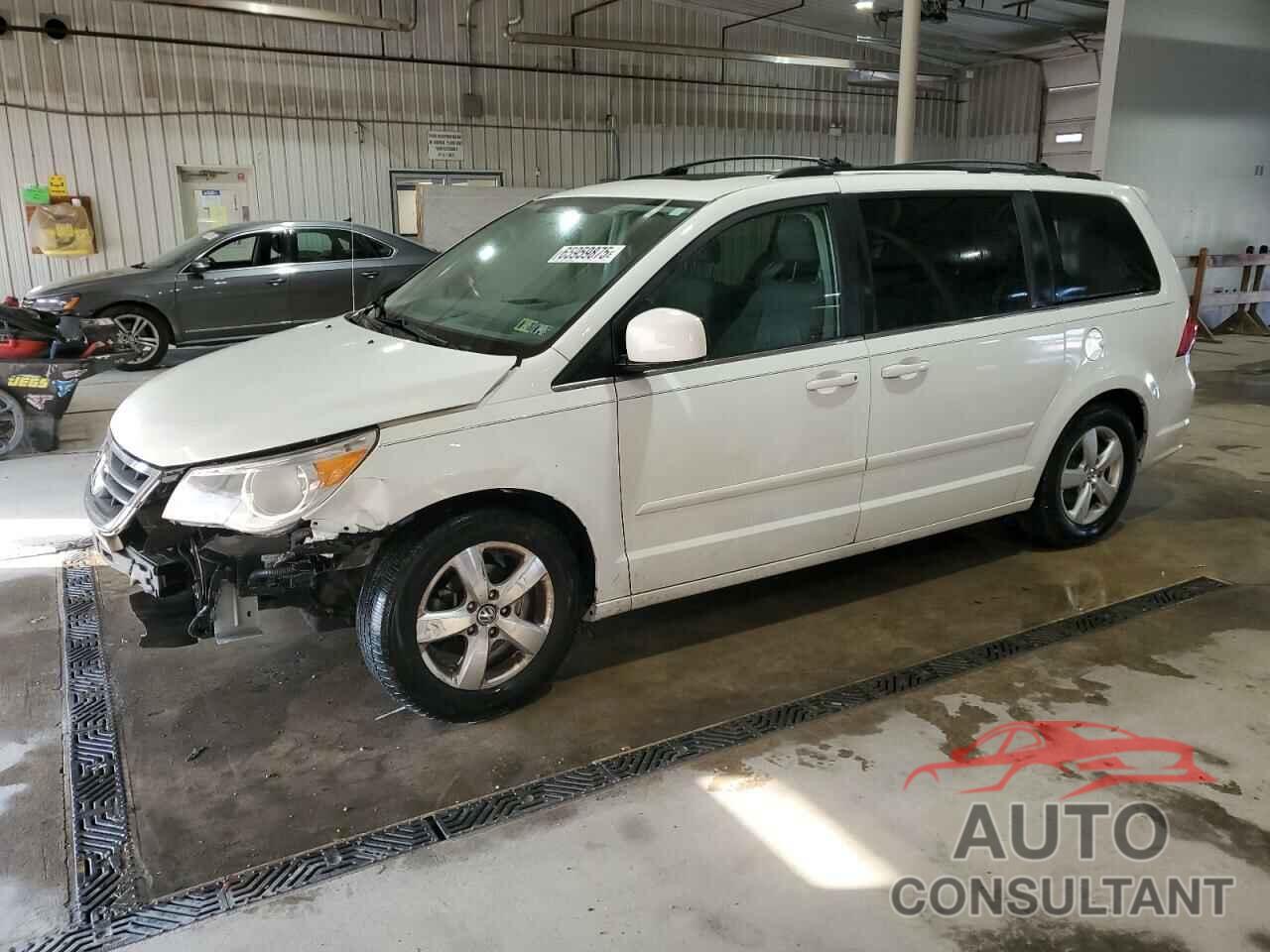 VOLKSWAGEN ROUTAN 2009 - 2V8HW34129R501534