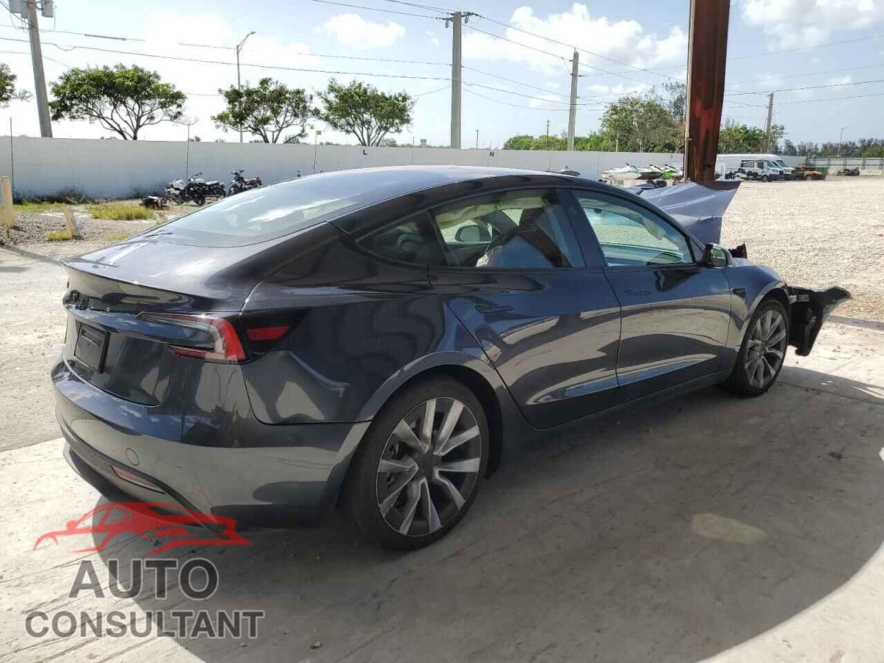 TESLA MODEL 3 2024 - 5YJ3E1EA6RF752340