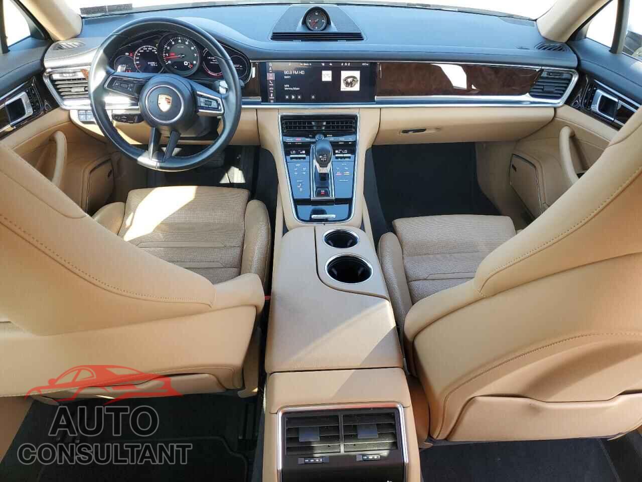 PORSCHE PANAMERA 2021 - WP0AJ2A7XML113984