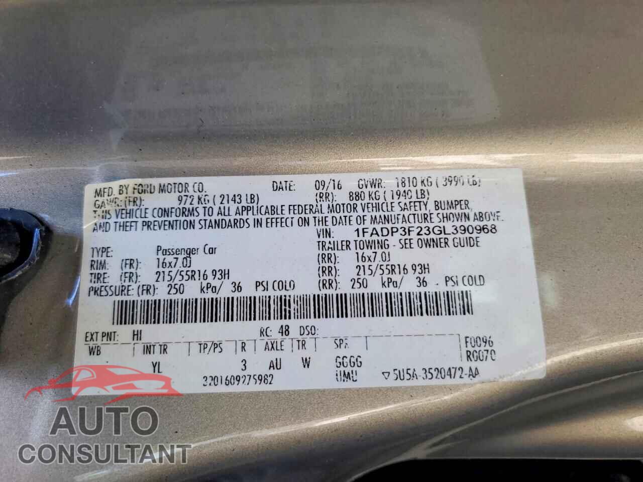 FORD FOCUS 2016 - 1FADP3F23GL390968