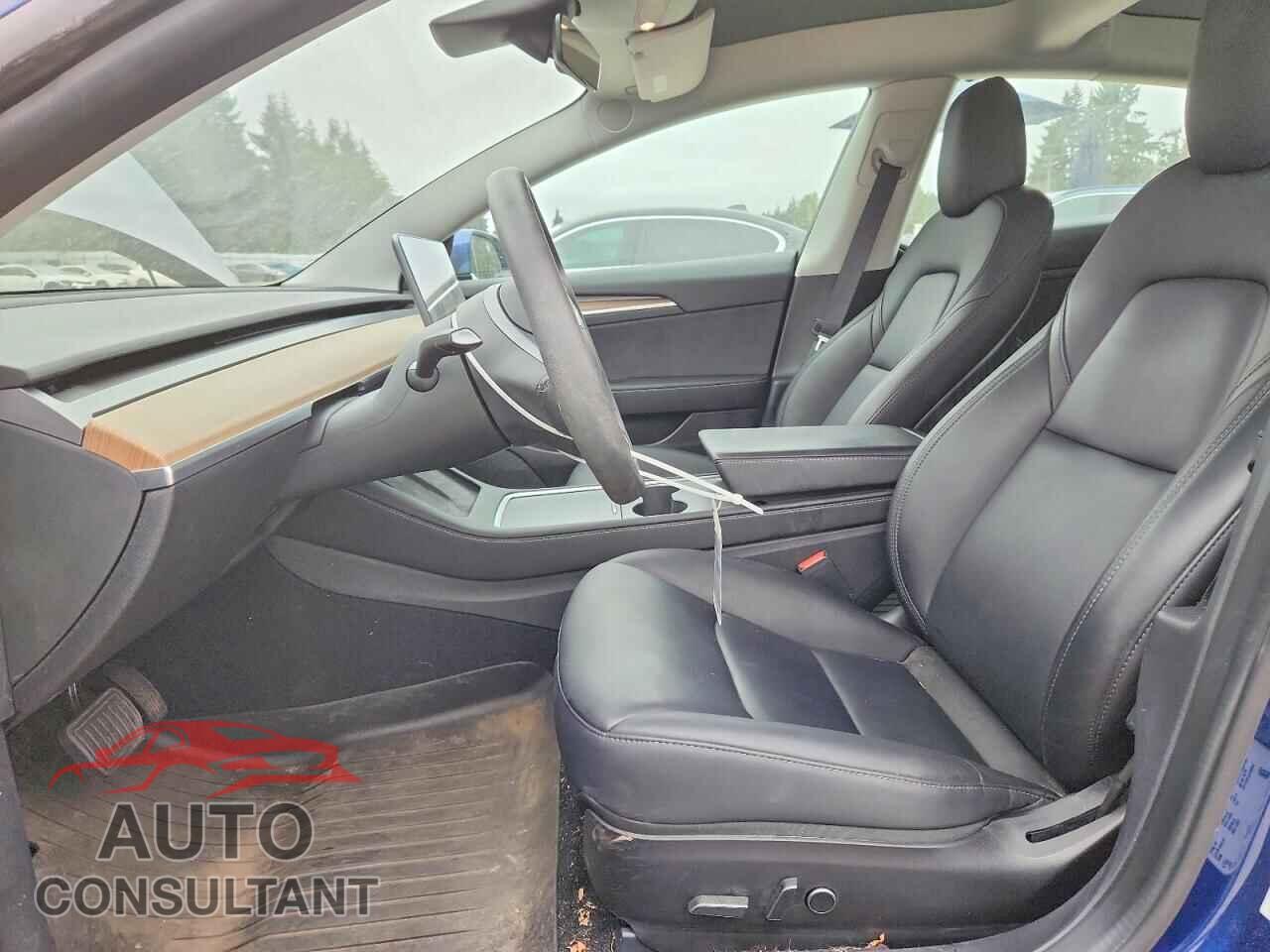 TESLA MODEL 3 2022 - 5YJ3E1EB8NF107823