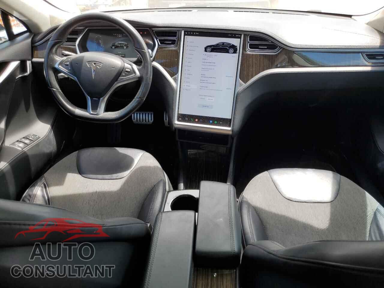 TESLA MODEL S 2013 - 5YJSA1CP0DFP27599
