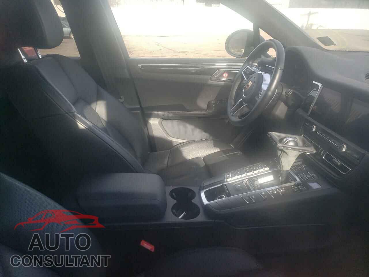 PORSCHE MACAN 2021 - WP1AA2A50MLB01548