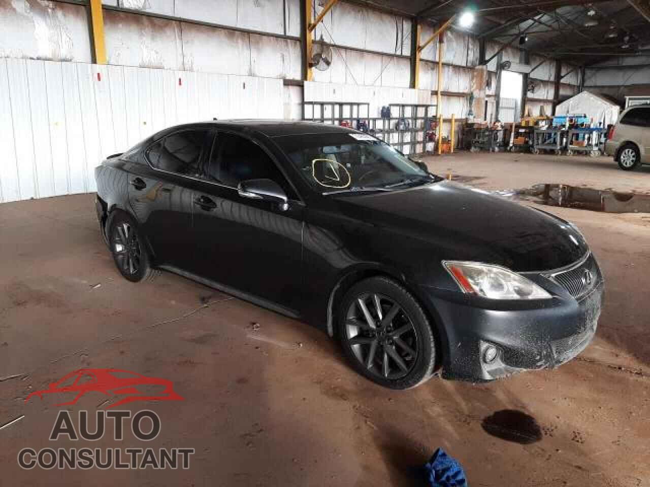 LEXUS IS 2011 - JTHBF5C29B5141431