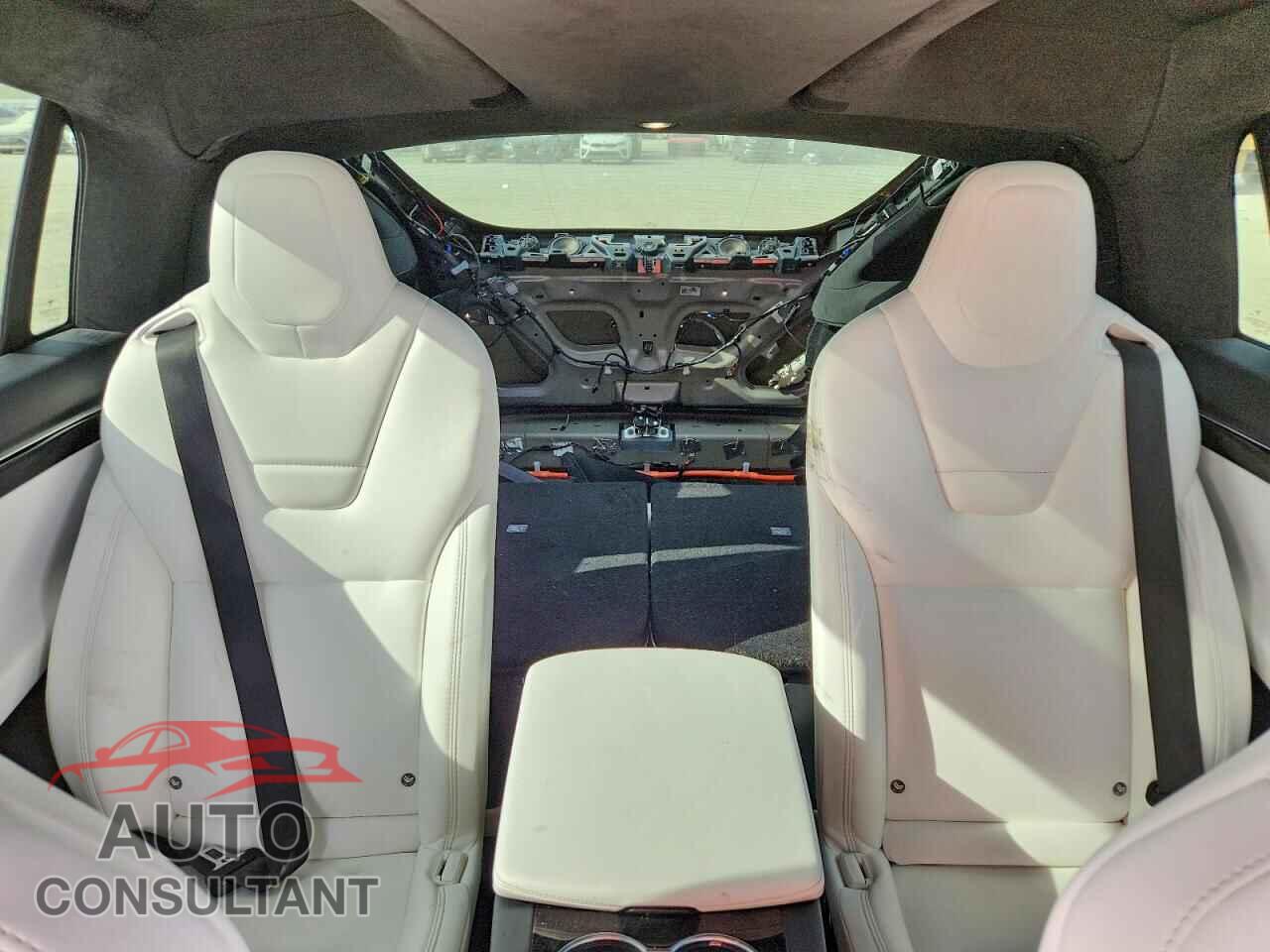 TESLA MODEL X 2017 - 5YJXCBE25HF060462