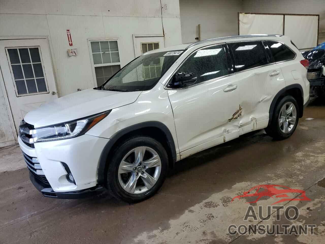 TOYOTA HIGHLANDER 2019 - 5TDDZRFH7KS717634