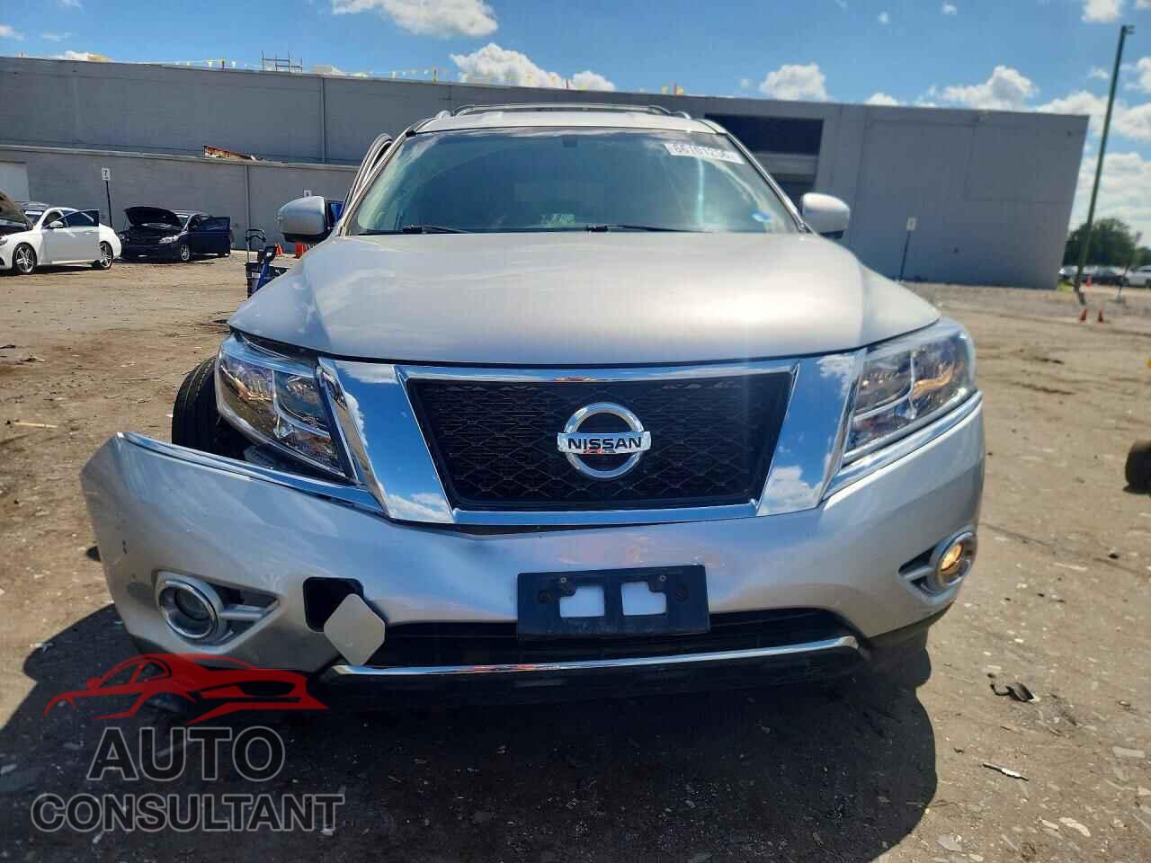 NISSAN PATHFINDER 2013 - 5N1AR2MM2DC640519