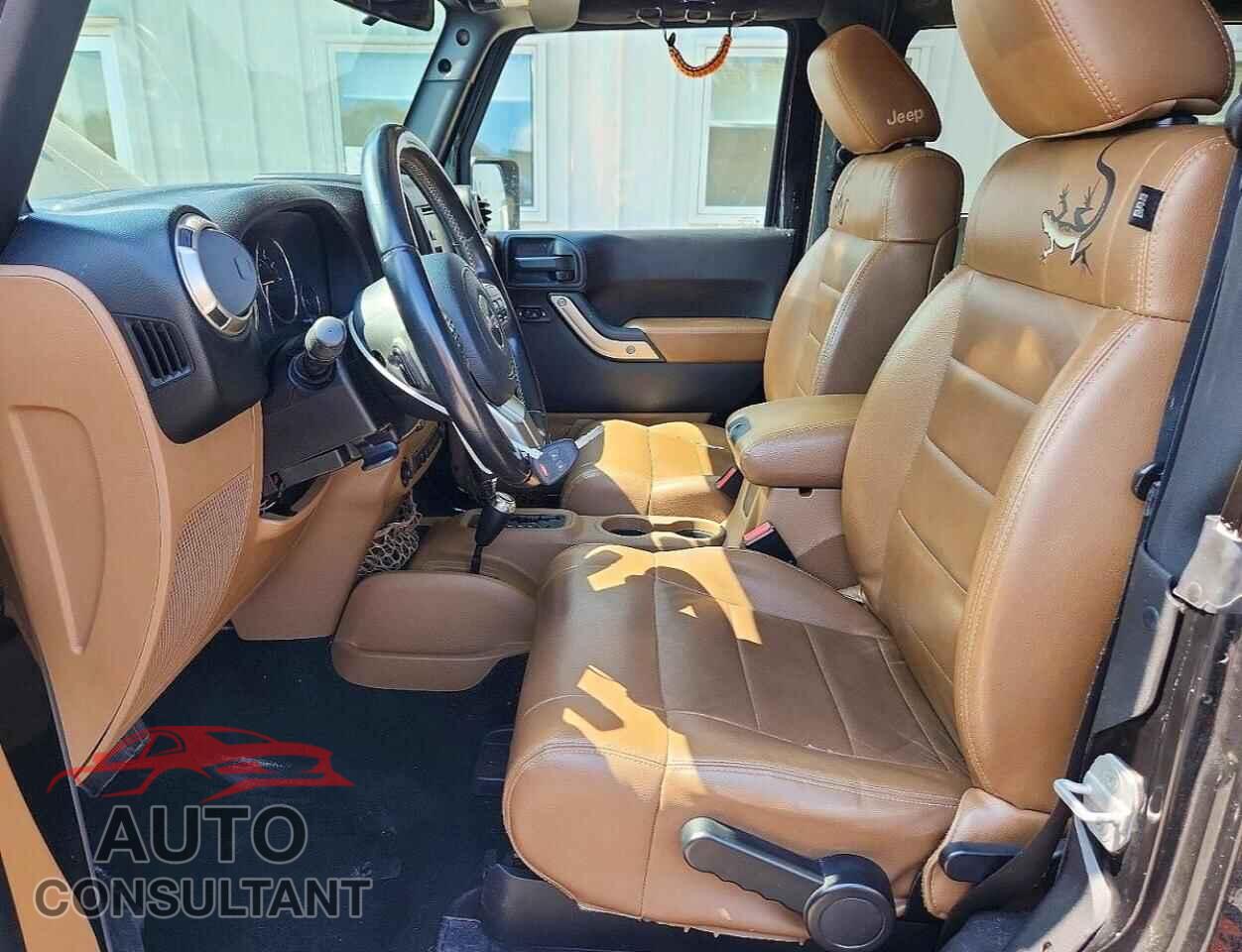 JEEP WRANGLER 2011 - 1J4GA2D12BL634156