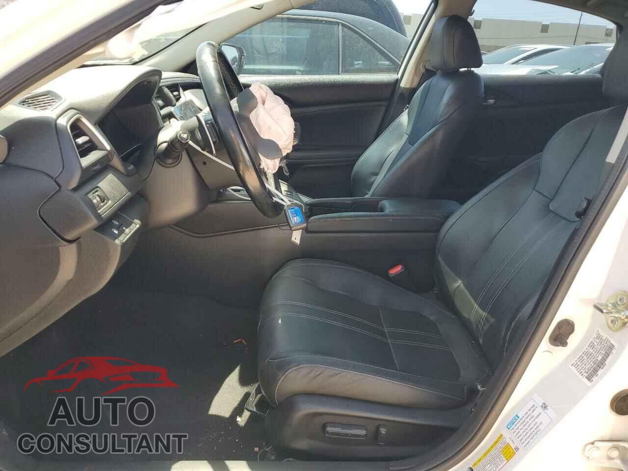 HONDA INSIGHT 2020 - 19XZE4F93LE003248