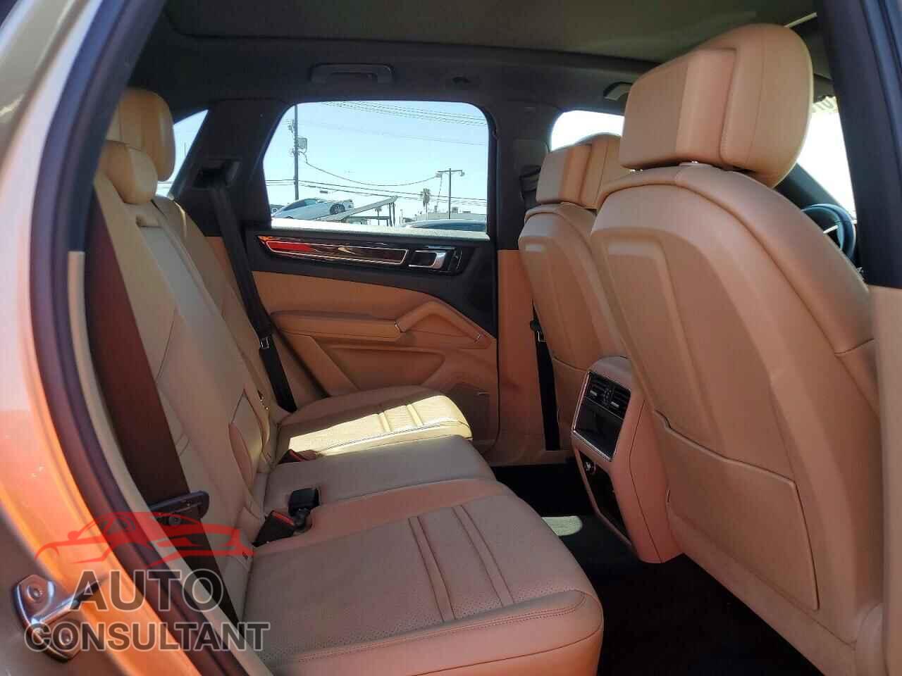 PORSCHE CAYENNE 2019 - WP1AA2AY9KDA14183