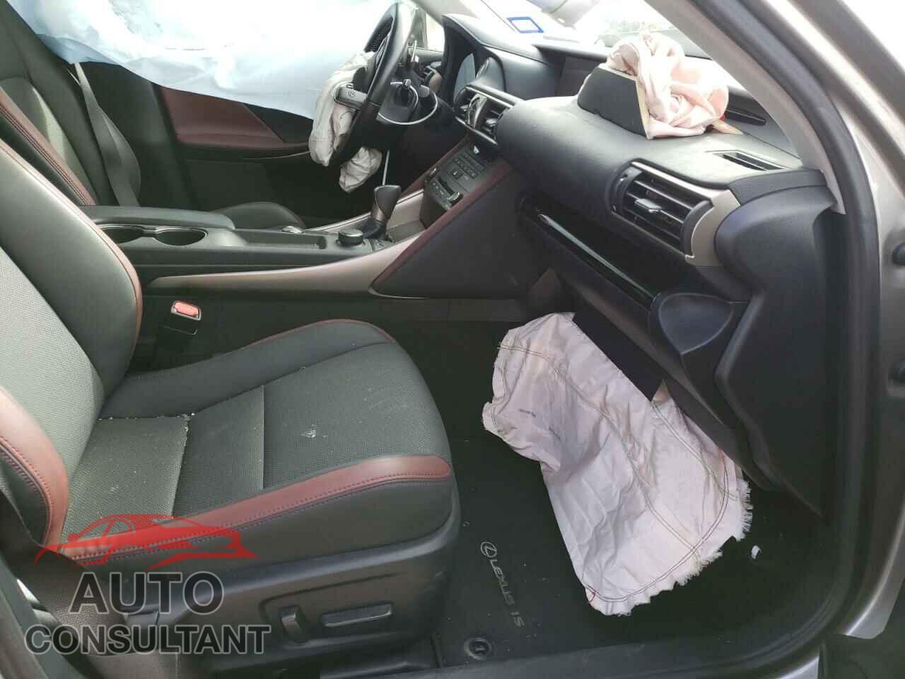LEXUS IS 2020 - JTHAA1D25L5102466