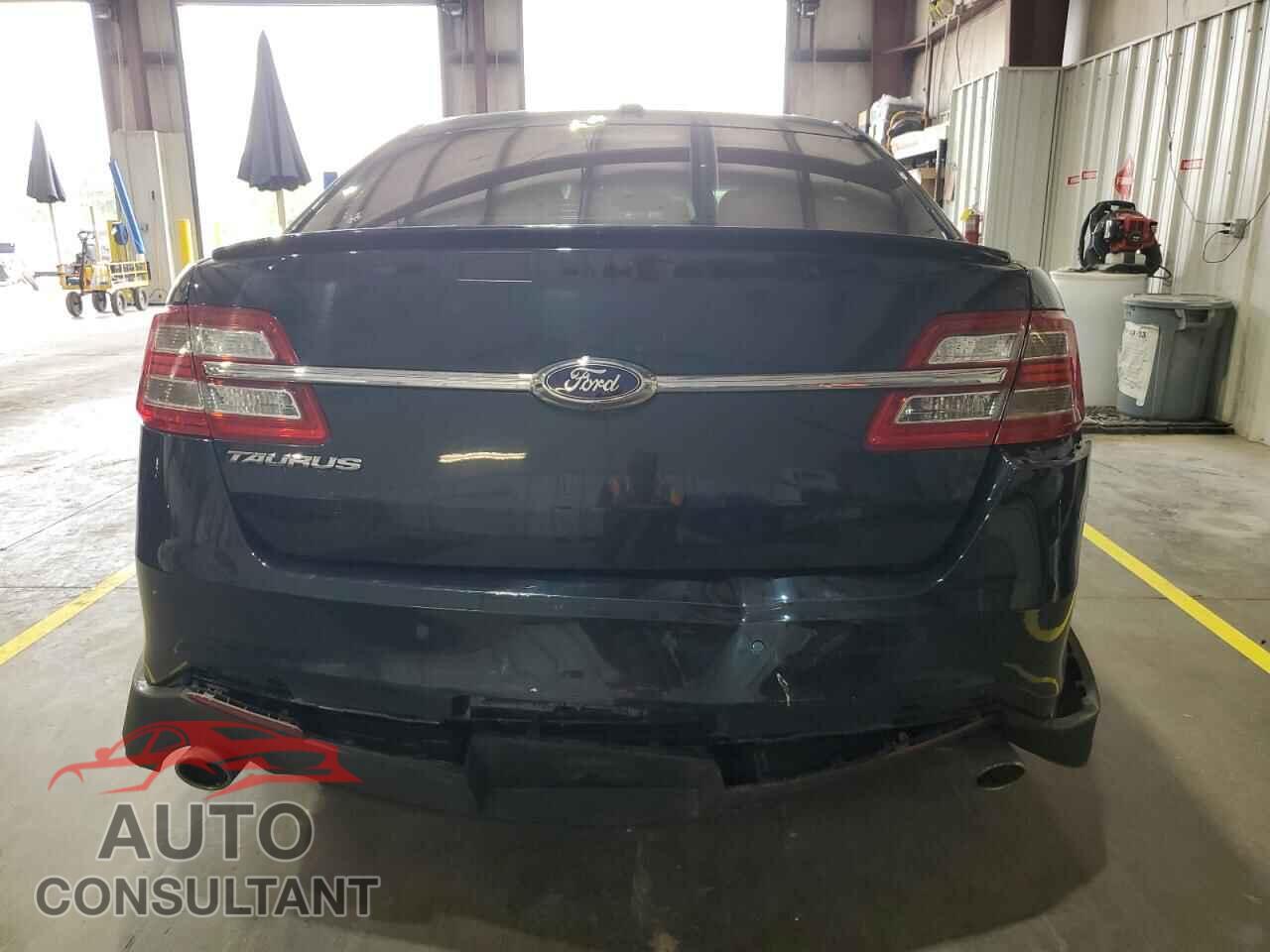 FORD TAURUS 2015 - 1FAHP2E86FG134056