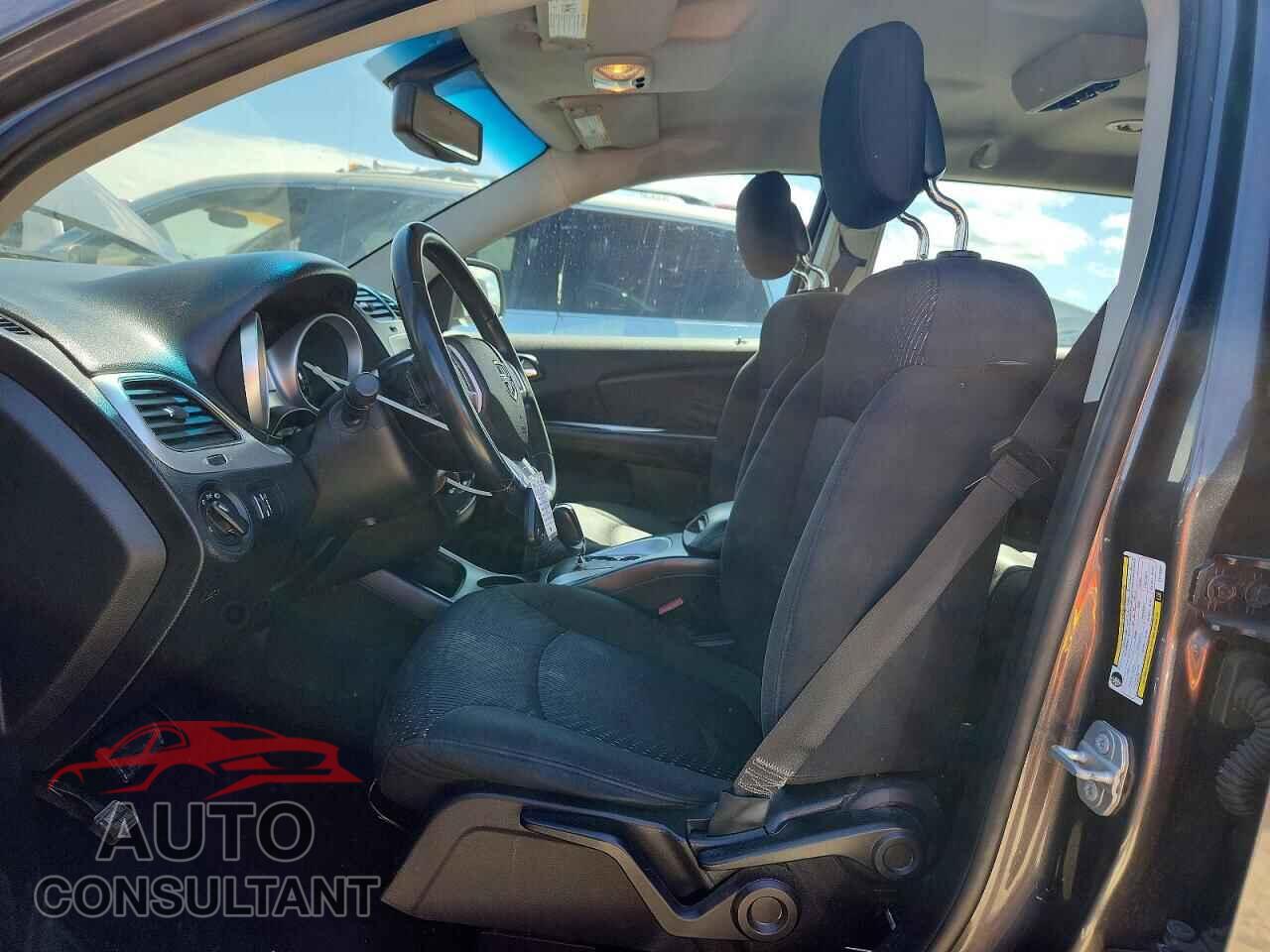 DODGE JOURNEY 2015 - 3C4PDCAB9FT714547