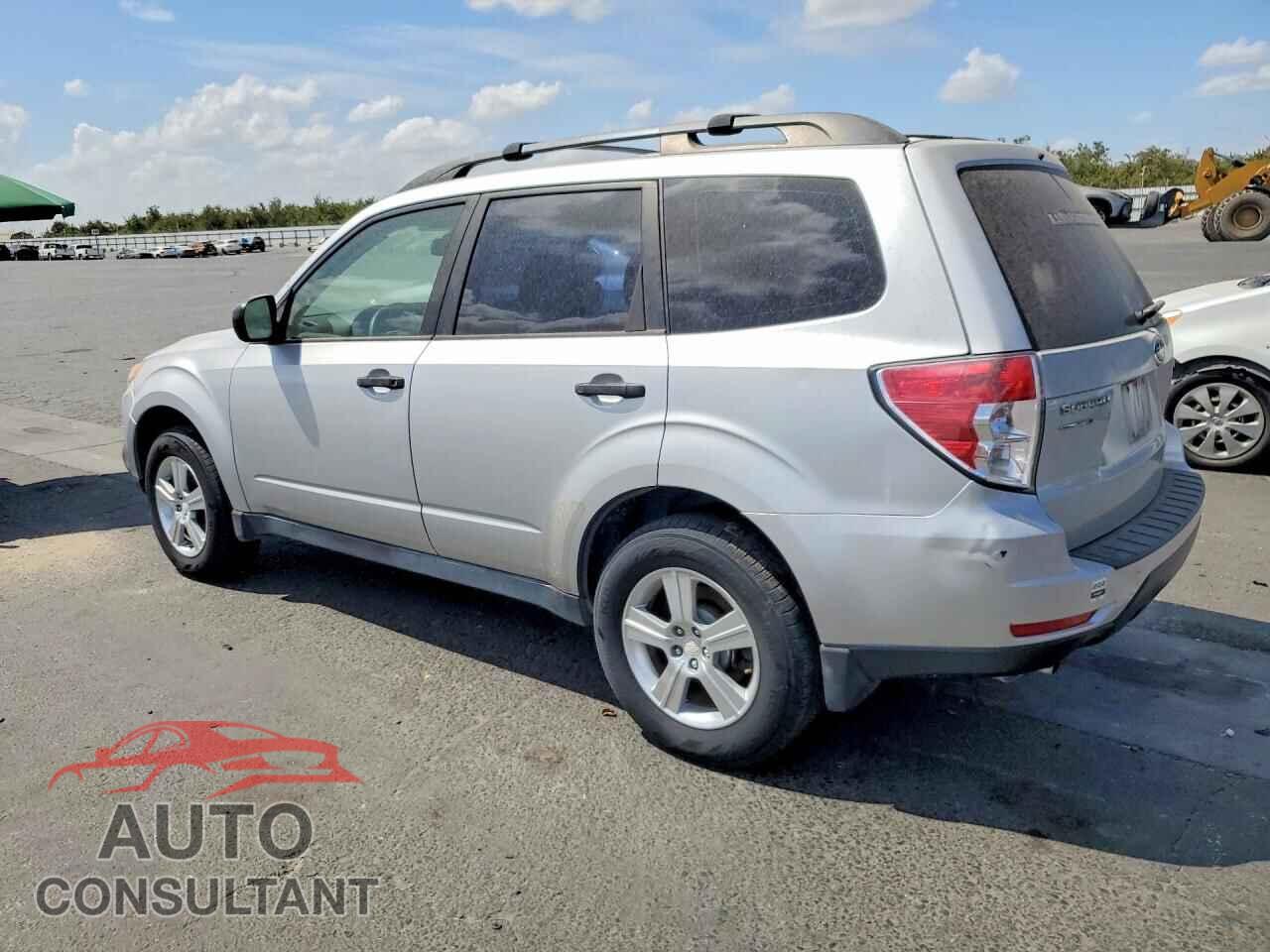 SUBARU FORESTER 2011 - JF2SHABC9BH748024
