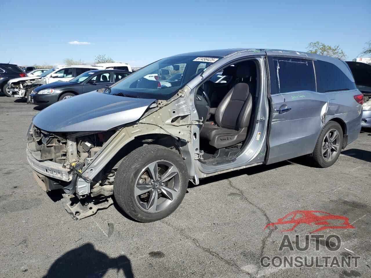 HONDA ODYSSEY 2018 - 5FNRL6H86JB052103