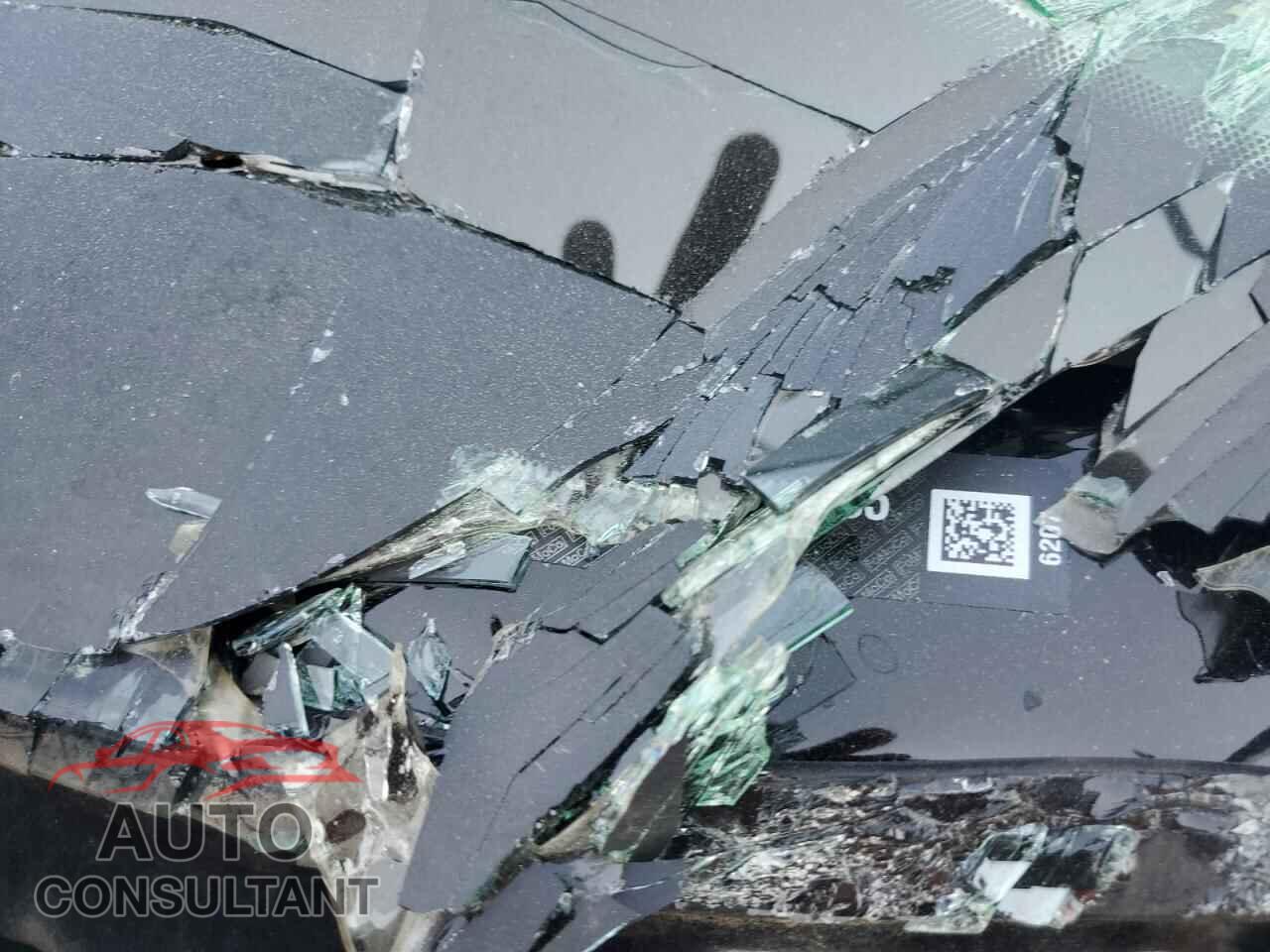 FORD ESCAPE 2018 - 1FMCU9J97JUD00935