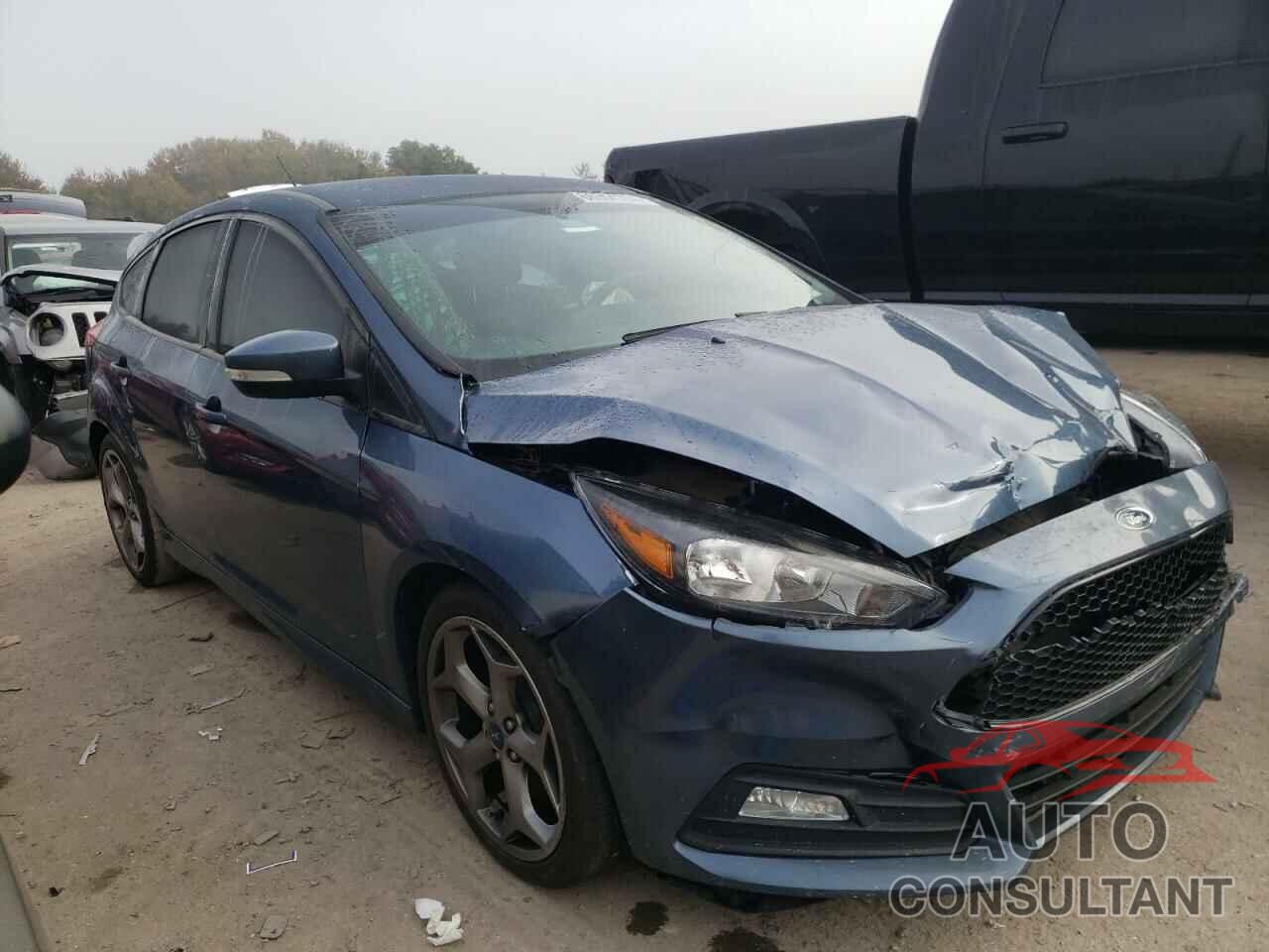 FORD FOCUS 2018 - 1FADP3L93JL201776