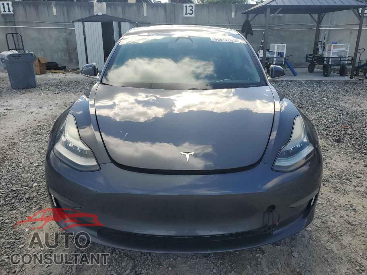 TESLA MODEL 3 2019 - 5YJ3E1EA4KF396430