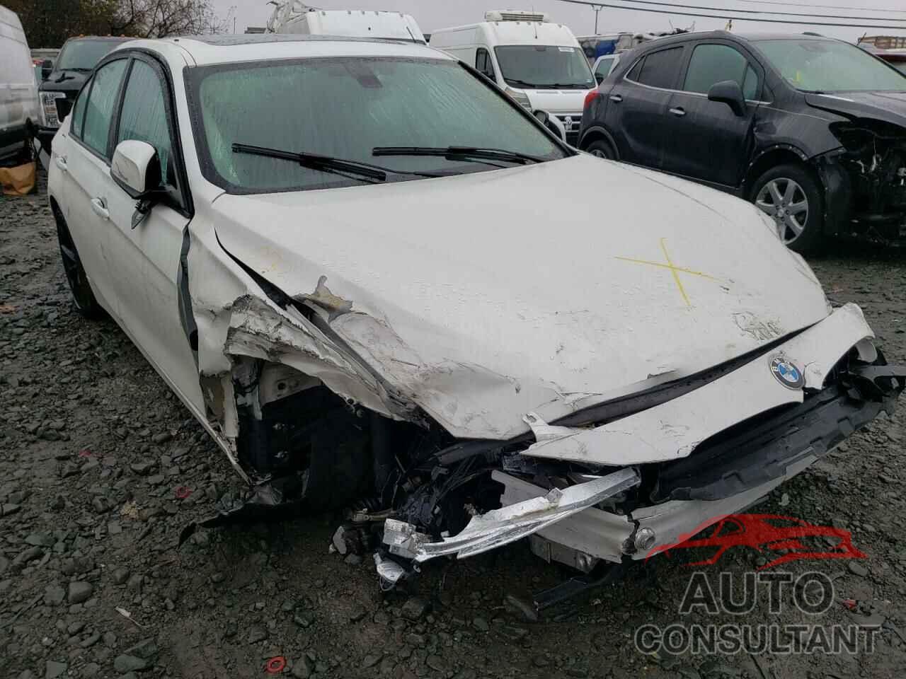 BMW 3 SERIES 2018 - WBA8A3C5XJA488665