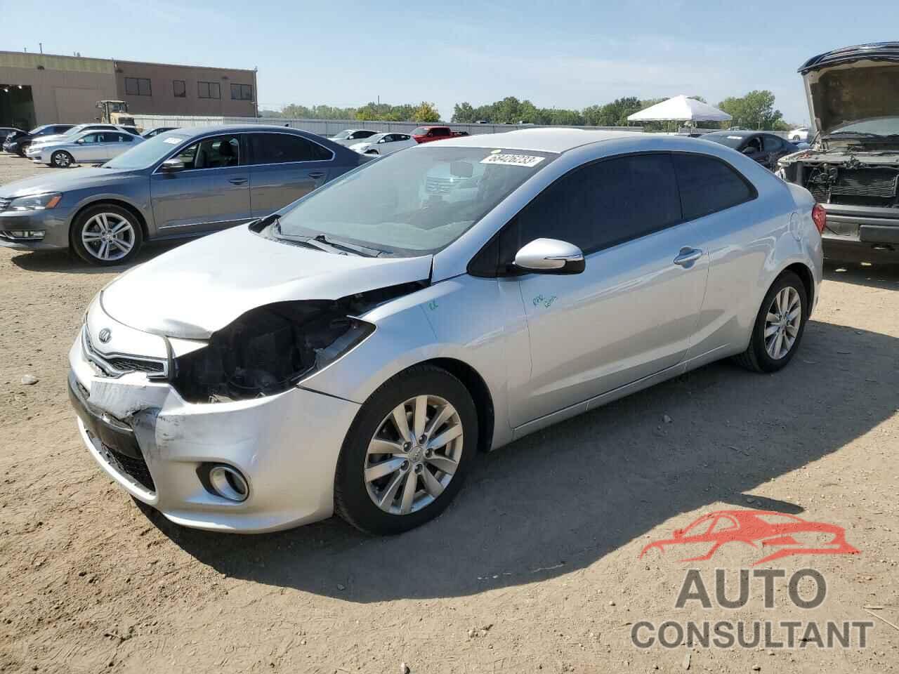 KIA FORTE 2015 - KNAFX6A82F5351269