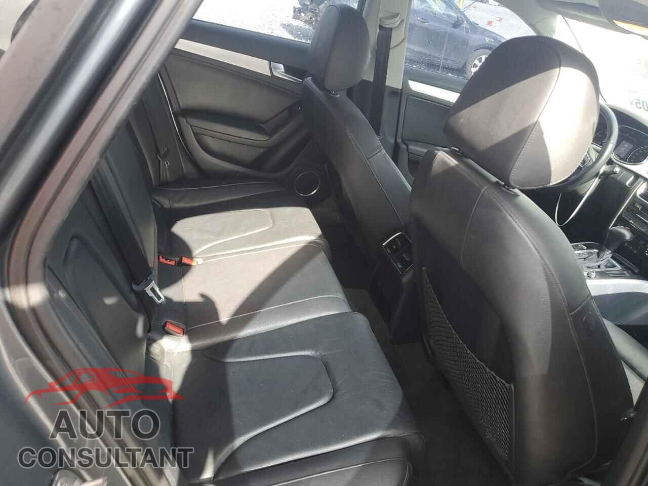 AUDI A4 2016 - WAUEFAFL1GN005357
