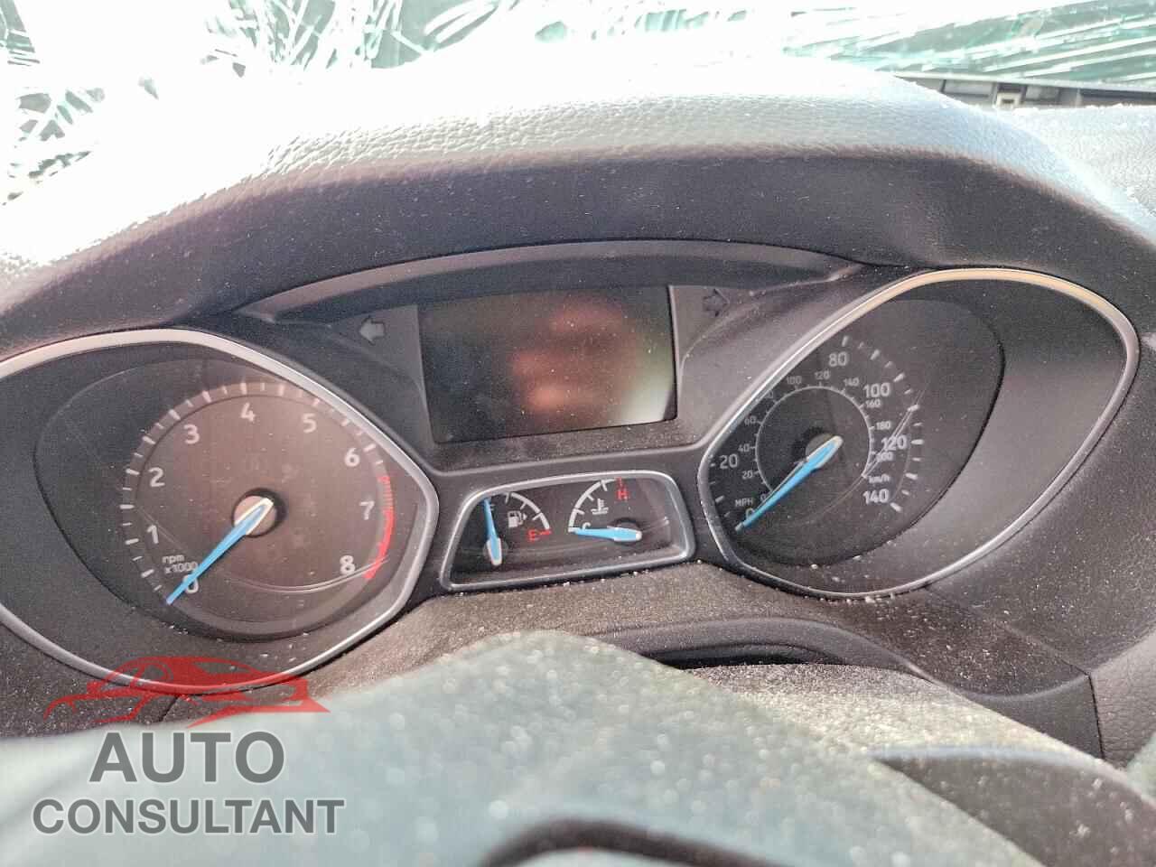 FORD FOCUS 2017 - 1FADP3J25HL238957