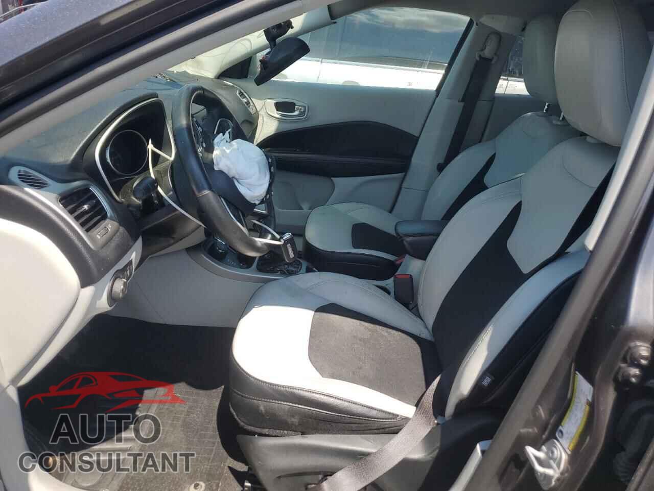 JEEP COMPASS 2017 - 3C4NJDBB1HT620623