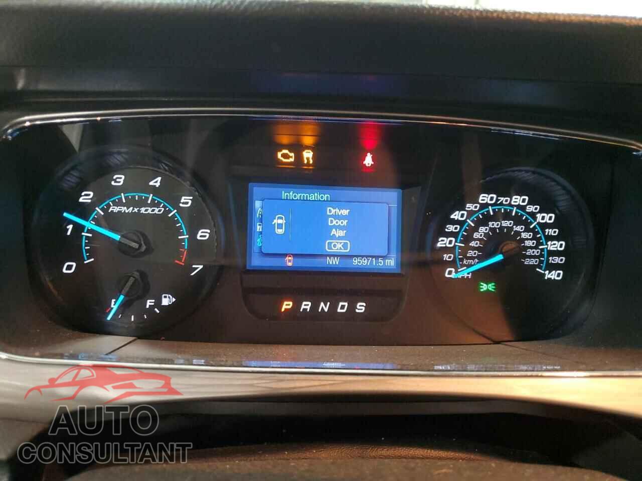 FORD TAURUS 2015 - 1FAHP2E85FG209572