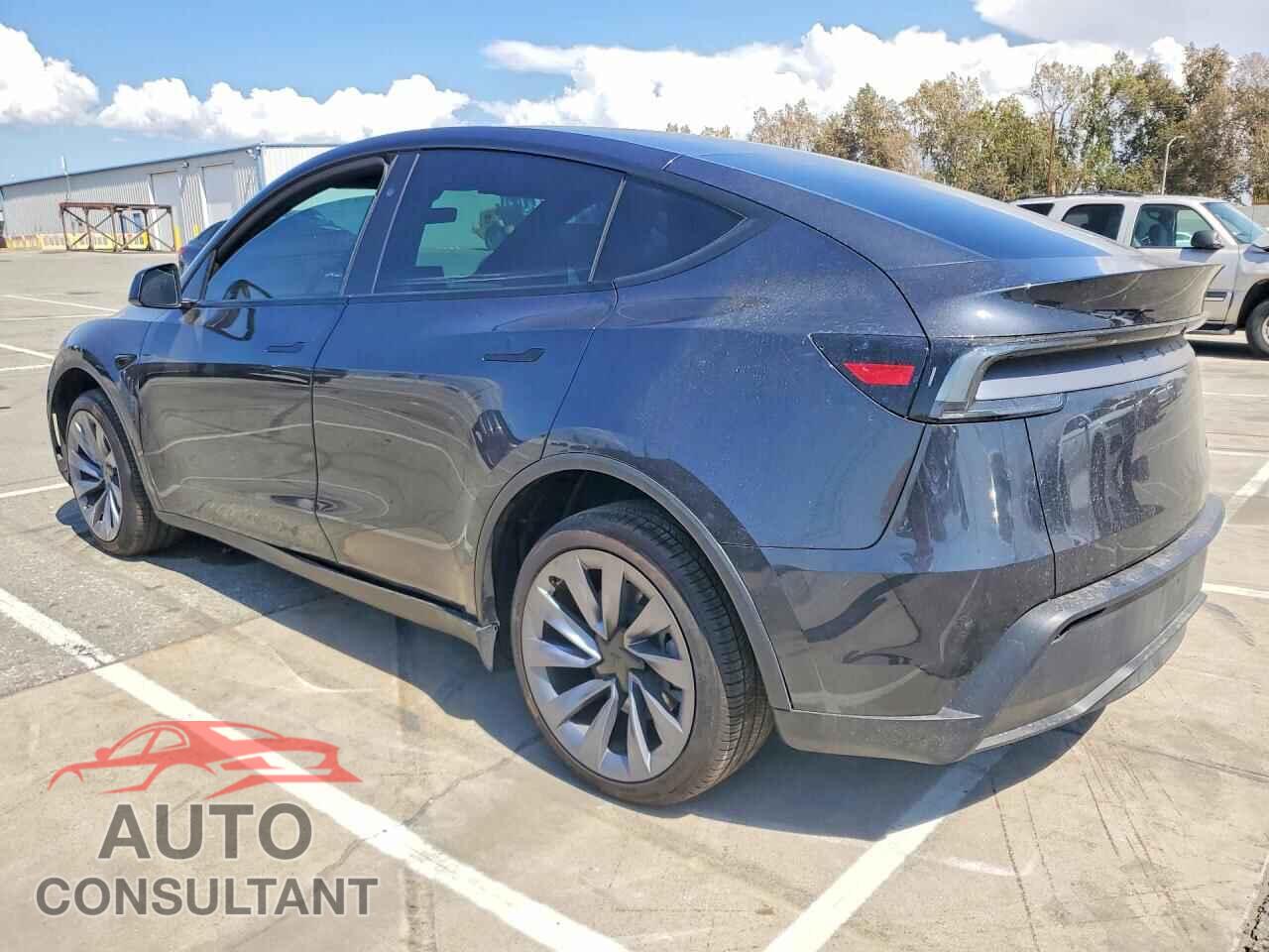 TESLA MODEL Y 2026 - 7SAYGDEE1TF602991