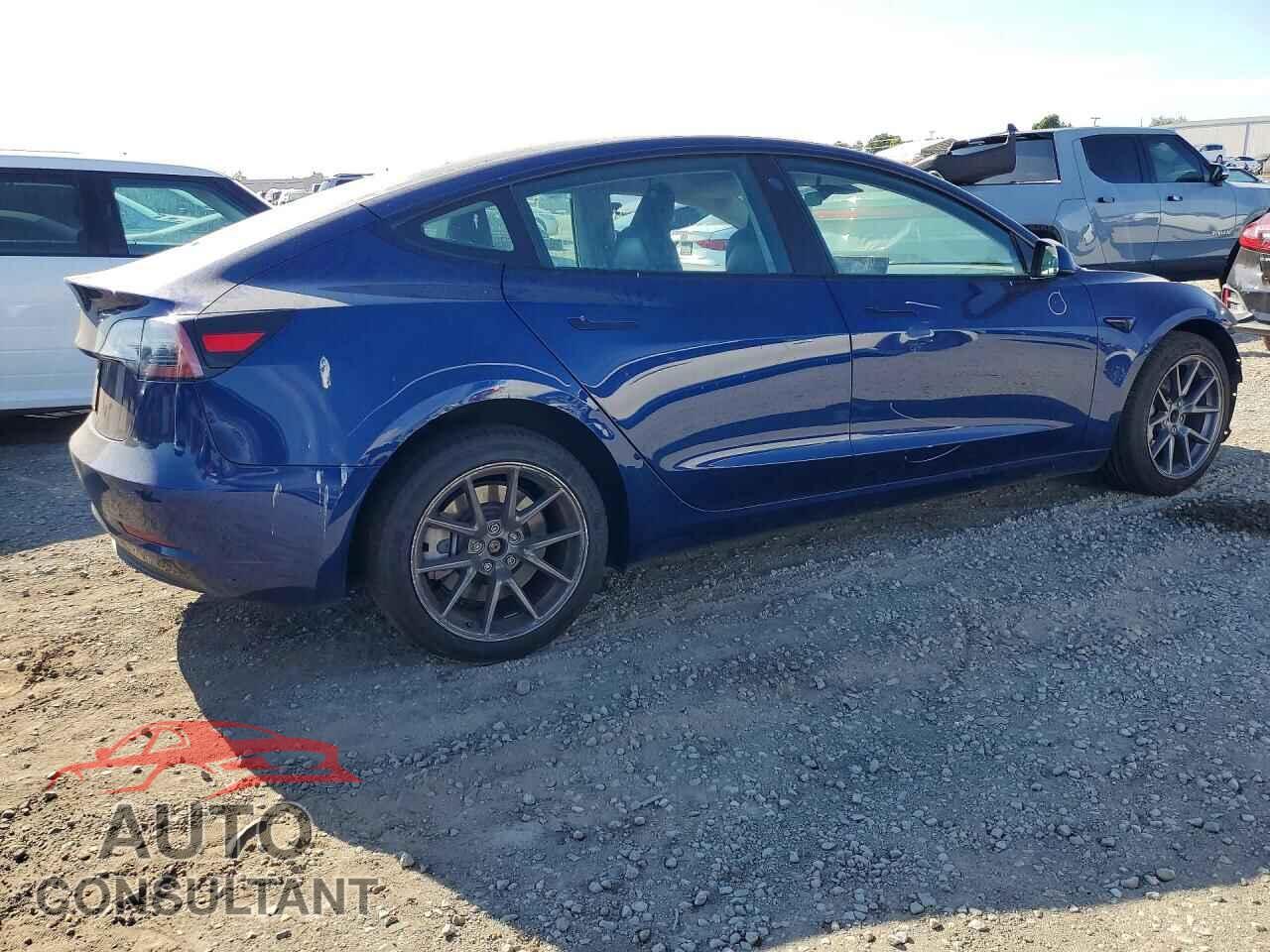 TESLA MODEL 3 2023 - 5YJ3E1EA7PF488493
