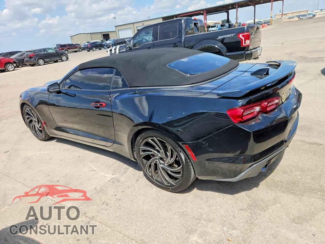 CHEVROLET CAMARO 2019 - 1G1FB3DS2K0123067