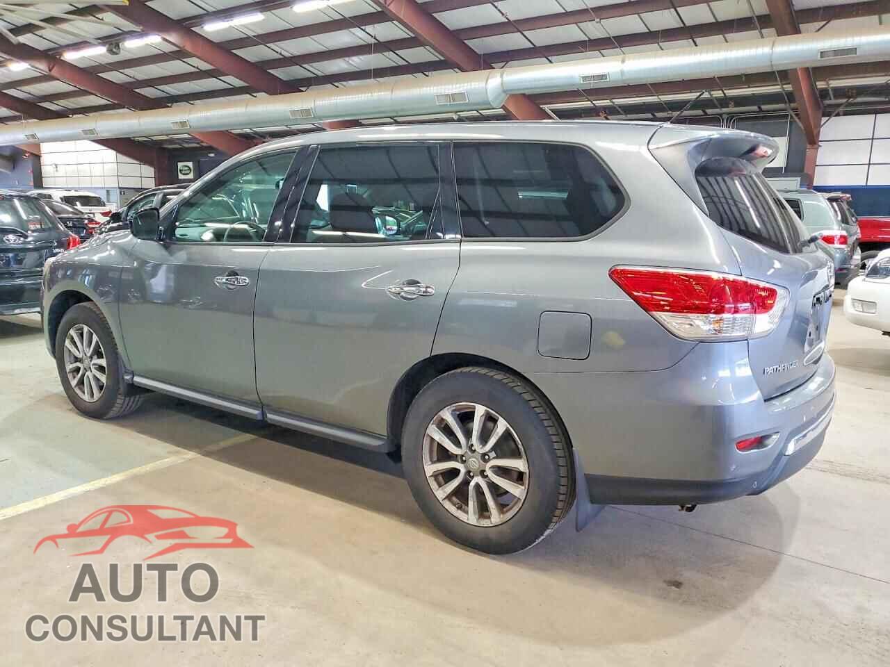 NISSAN PATHFINDER 2015 - 5N1AR2MM5FC641960