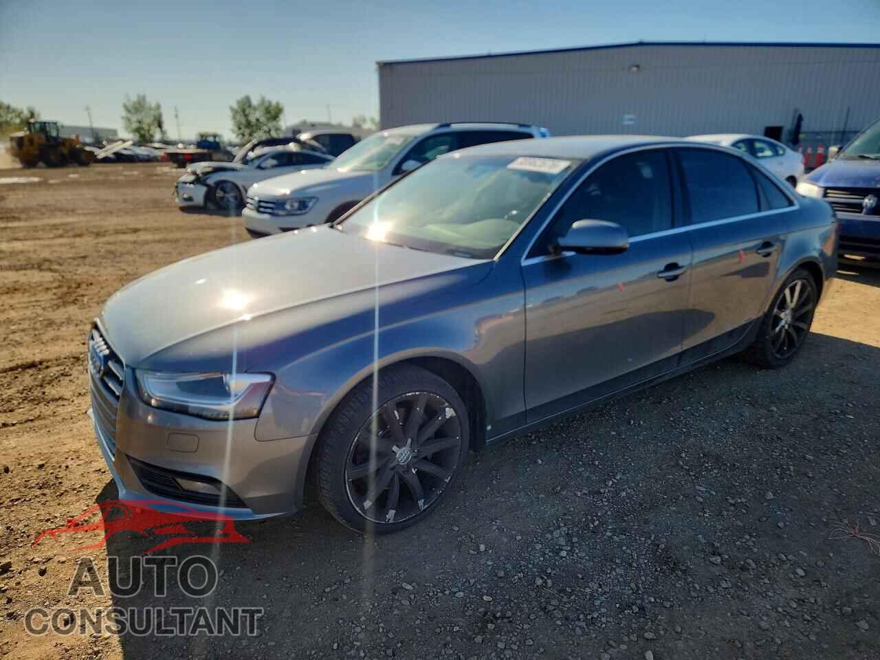 AUDI A4 2013 - WAUFFCFL8DN045298