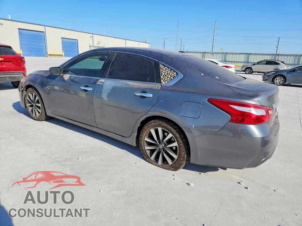 NISSAN ALTIMA 2017 - 1N4AL3AP5HC193657