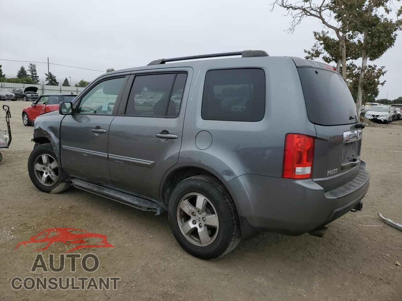 HONDA PILOT 2011 - 5FNYF4H5XBB009897
