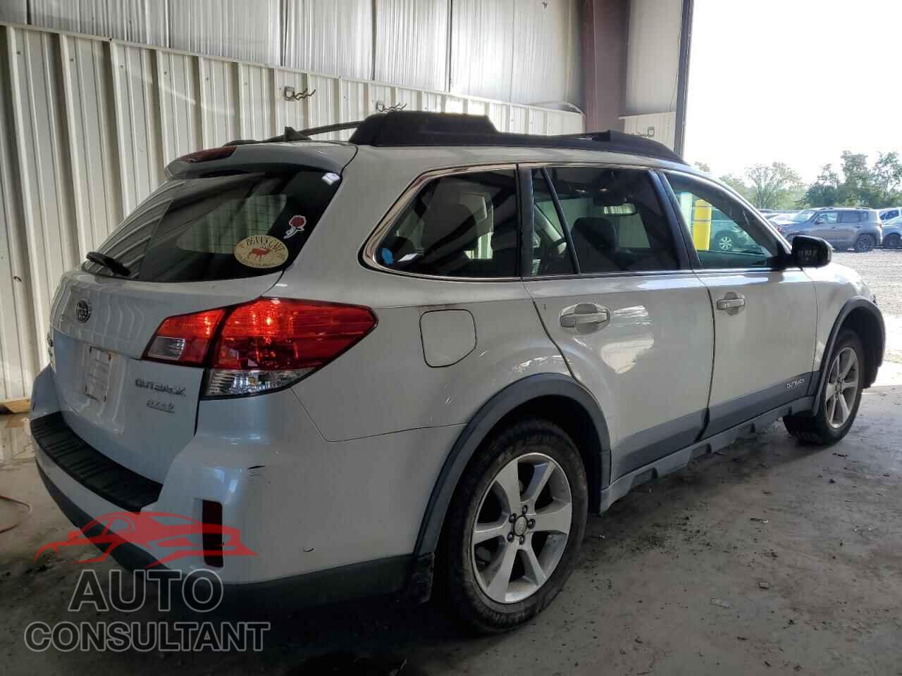 SUBARU OUTBACK 2013 - 4S4BRBKC8D3321382