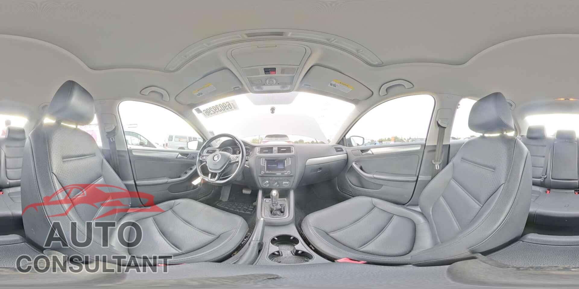 VOLKSWAGEN JETTA 2017 - 3VWDB7AJ8HM388743