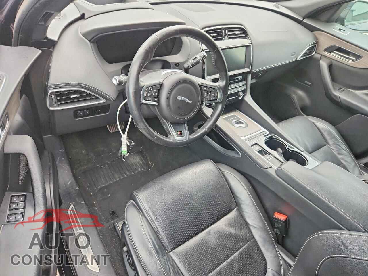 JAGUAR F-PACE 2017 - SADCM2BV1HA062152