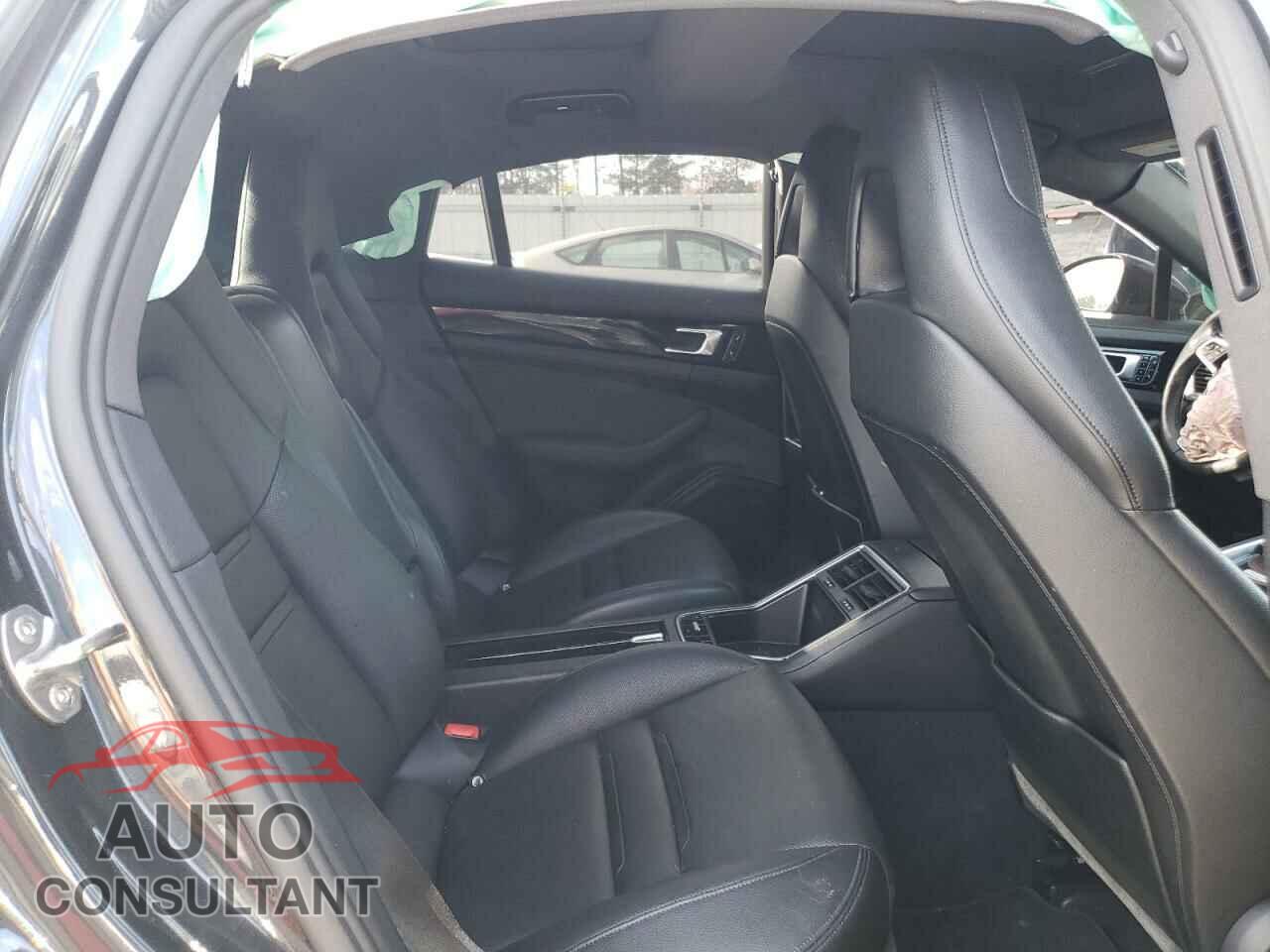 PORSCHE PANAMERA 2017 - WP0AA2A74HL102274