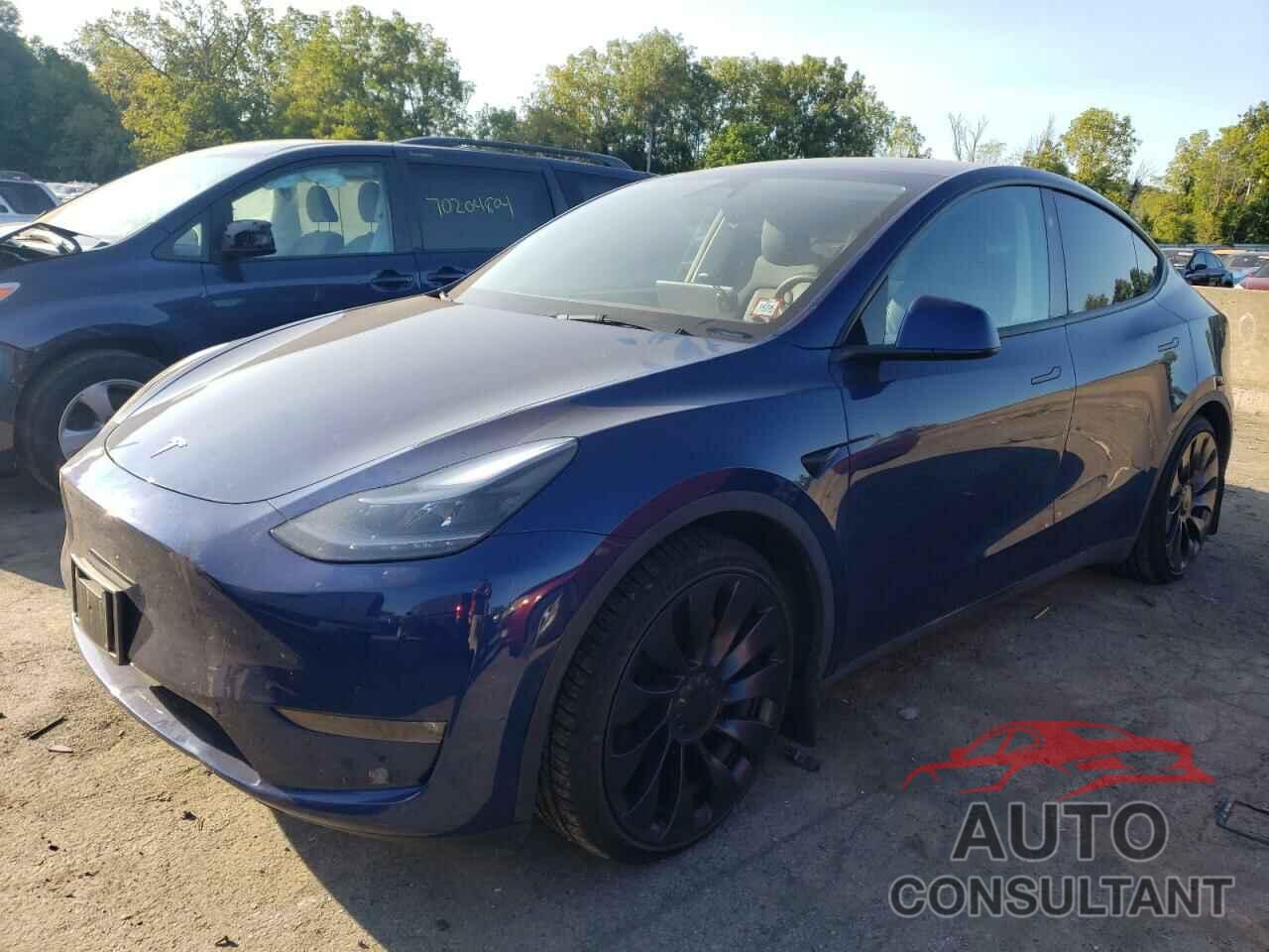 TESLA MODEL Y 2023 - 7SAYGDEF2PF963614