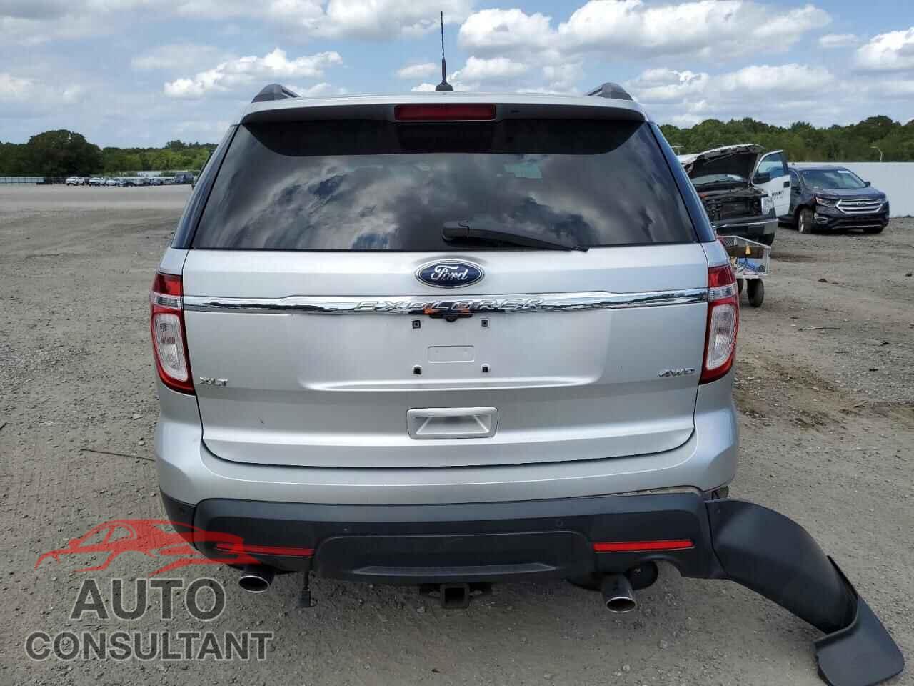 FORD EXPLORER 2011 - 1FMHK8D83BGA04545