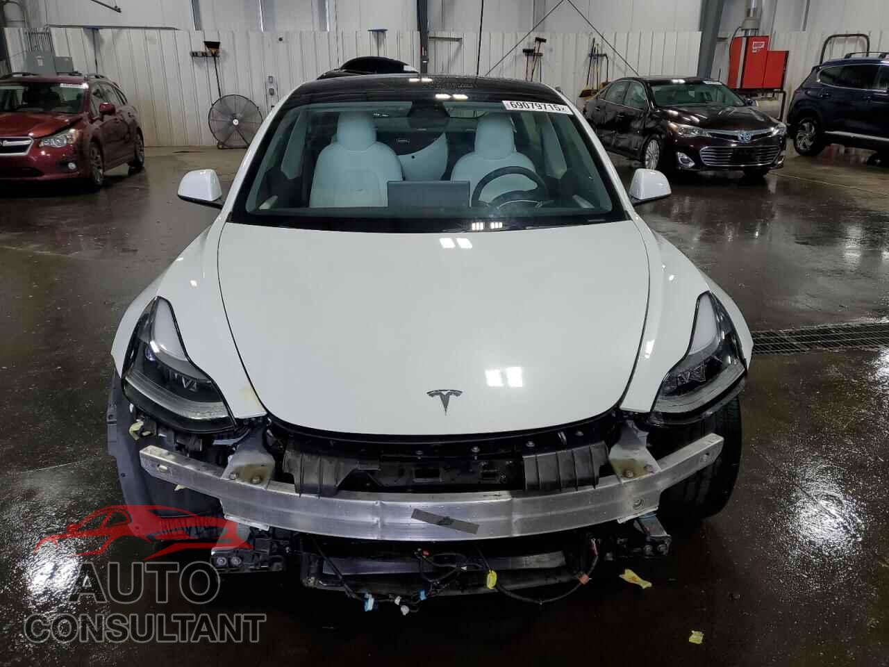 TESLA MODEL 3 2022 - 5YJ3E1EB3NF179836