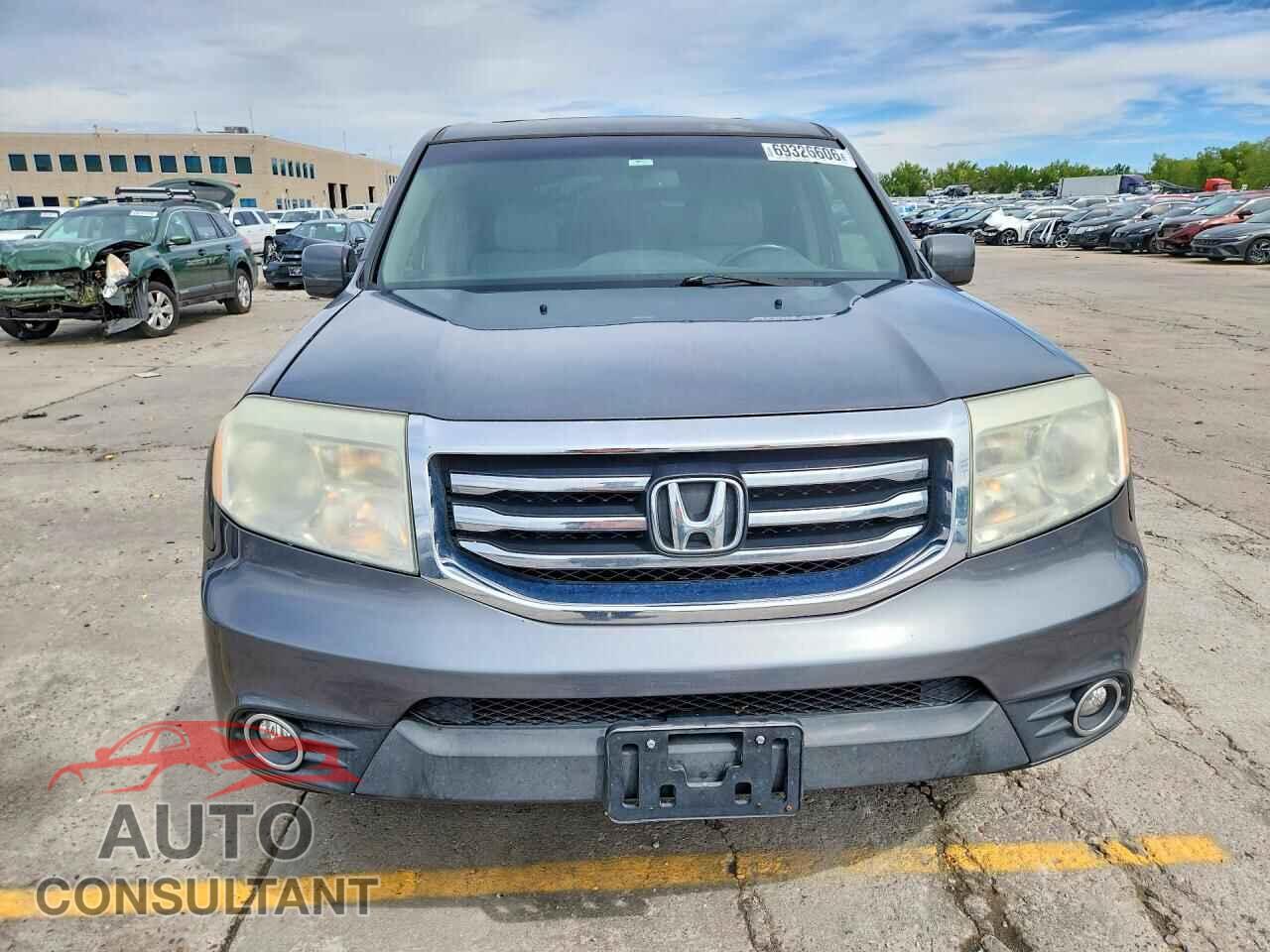 HONDA PILOT 2013 - 5FNYF4H64DB039943