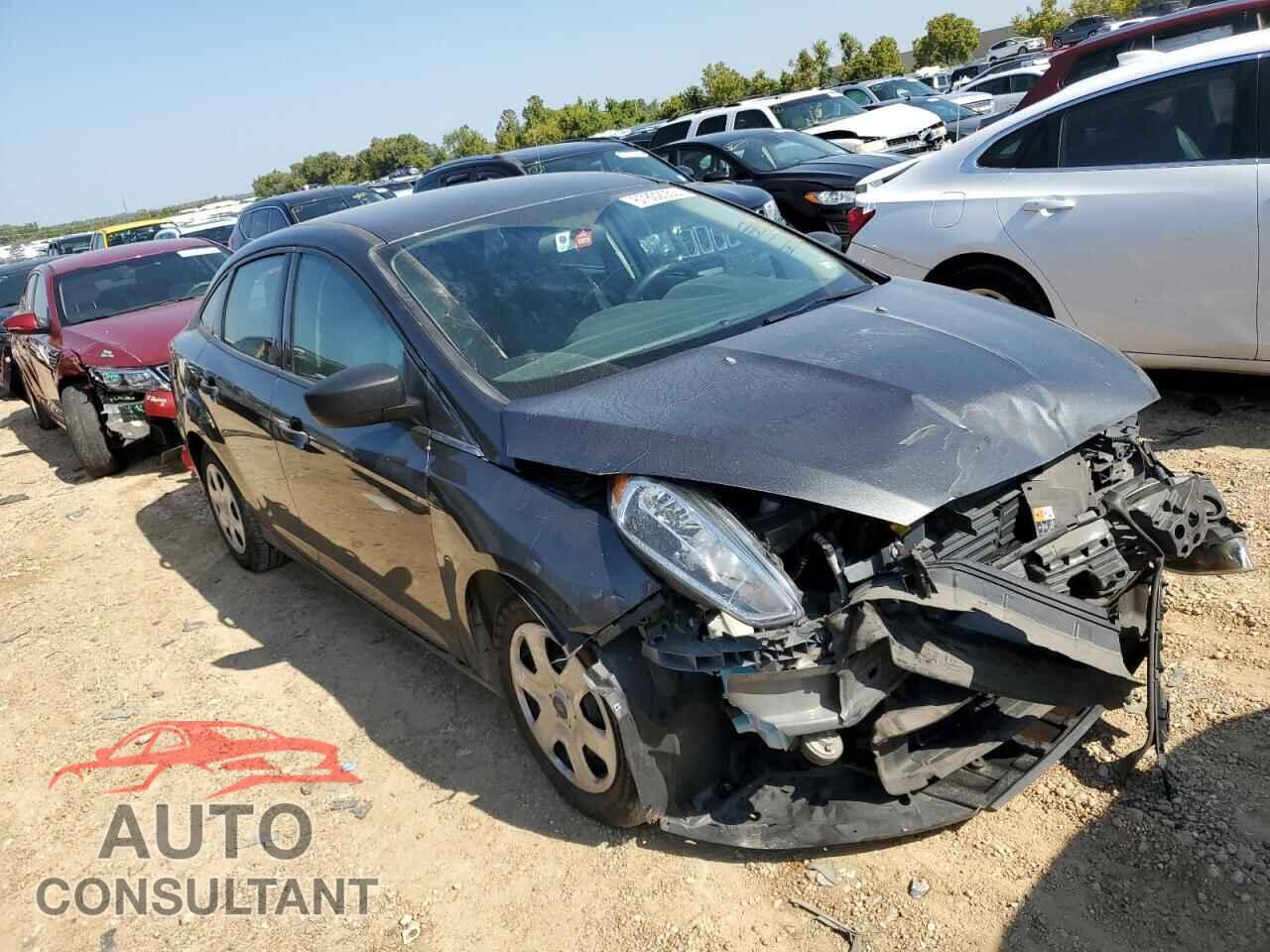 FORD FOCUS 2017 - 1FADP3E21HL219512