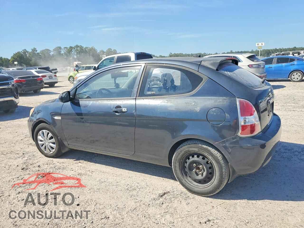 HYUNDAI ACCENT 2011 - KMHCM3AC5BU201475